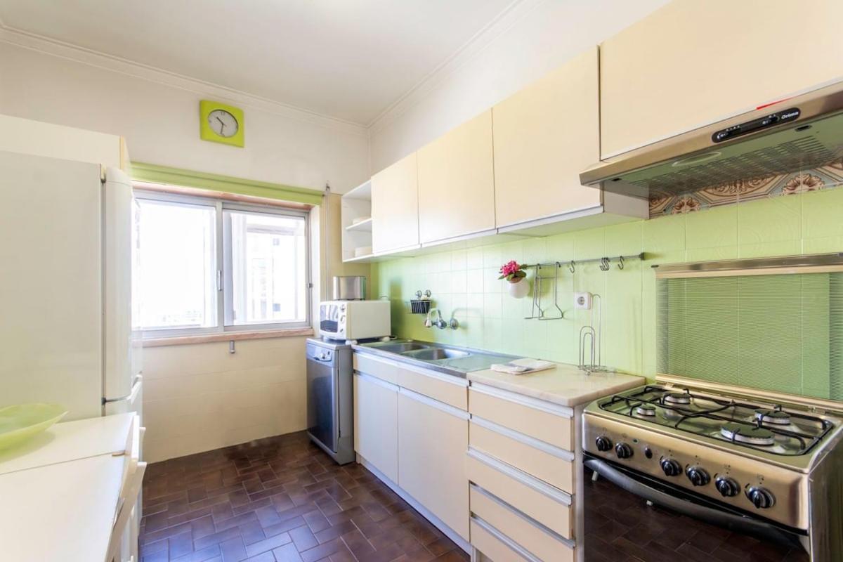 Cozy Peaceful Apartment In Almada By Innkeeper Екстериор снимка